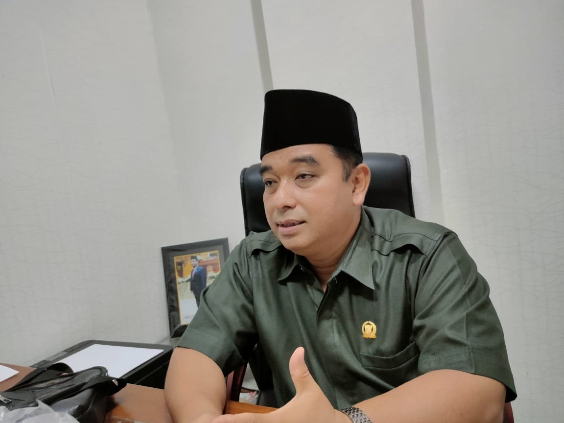 Si Rofiq Rofiq Sarankan PKL Carikan Kawasan Khusus - National Media Nusantara