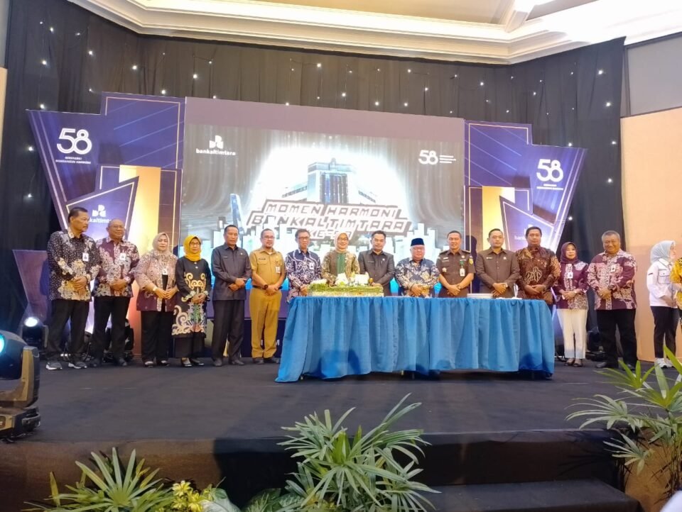 Peringatan Hari Ulang Tahun (HUT) Bankaltimtara Ke-58 di Auditorium Bank Kaltimtara Lantai VI, Senin (16/10/2023).