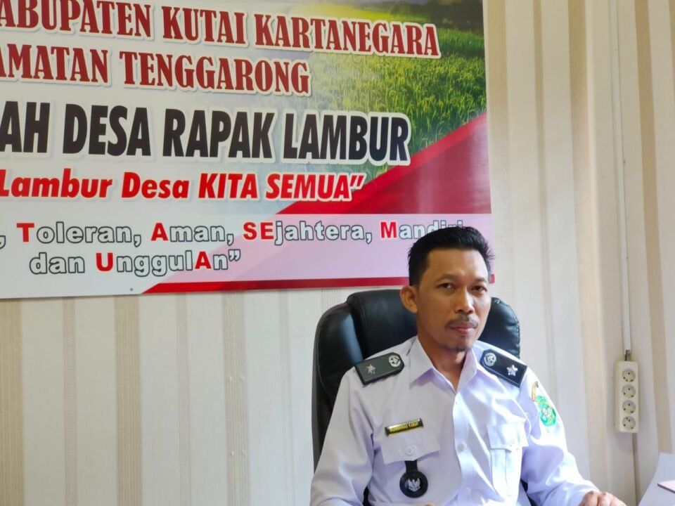 Kepala Desa Rapak Lambur Muhammad Yusuf