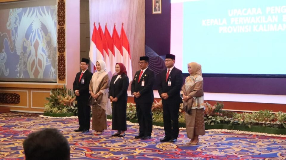 Upacara pengukuhan dan serah terima jabatan di Auditorium Lantai IV Bank Indonesia Kaltim, Jumat (27/10/2023).