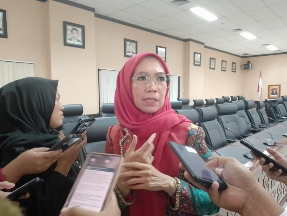 Wakil Ketua Komisi IV DPRD Kaltim Puji Setyowati