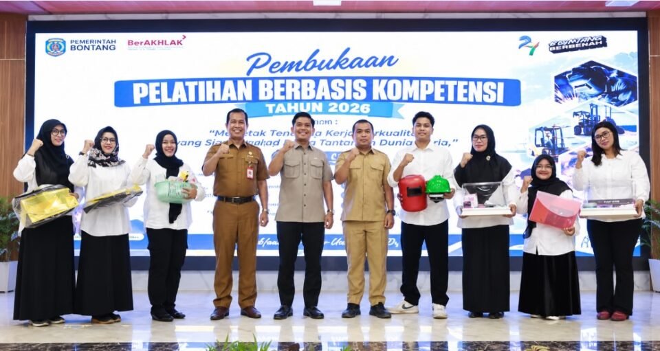 Ketua DPRD Bontang, Andi Faizal Sofyan Hasdam saat menghadiri kegiatan di Auditorium Tiga Dimensi.